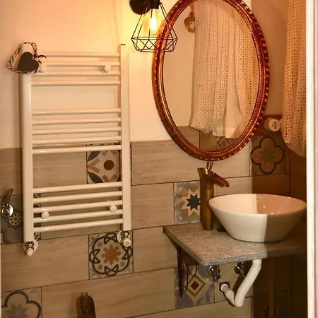 Il Borgo Del Castello Pensionat Cremolino