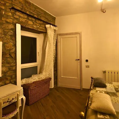 Il Borgo Del Castello Gæstehus *