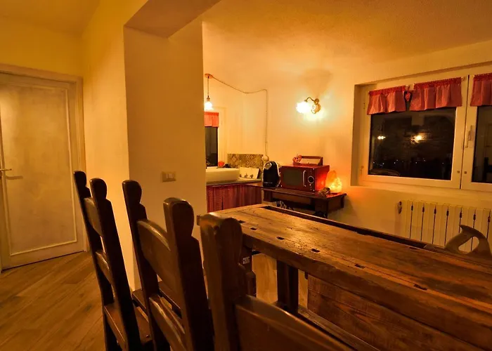 Il Borgo Del Castello Cremolino